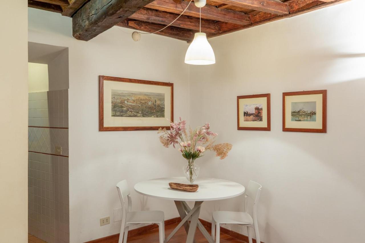 Apartment Iflat Comfy In Campo De' Fiori Rom